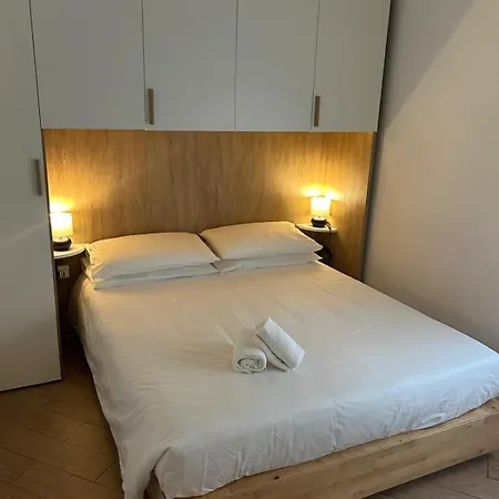 Casa Garbata Rome